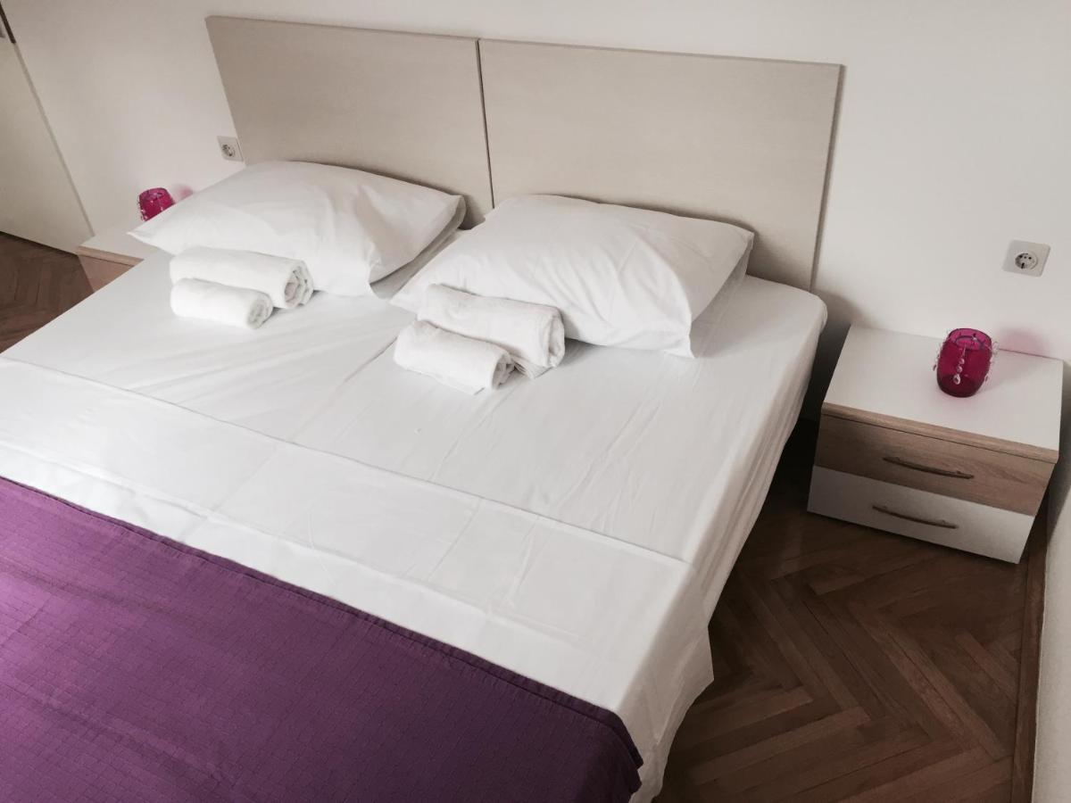 Apartments Leptiric Podstrana Luaran gambar