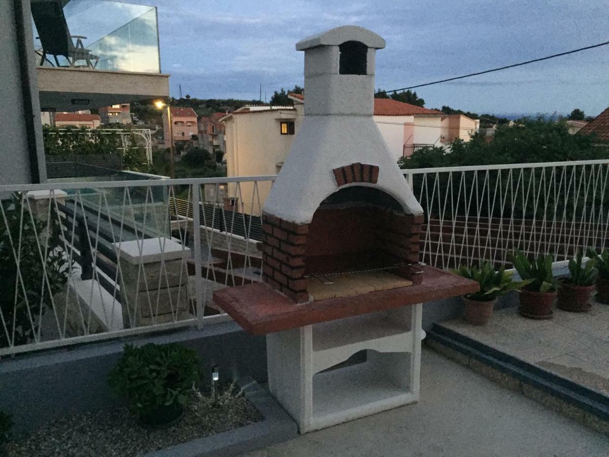 Apartments Leptiric Podstrana Luaran gambar
